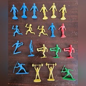 20 Vintage Mixed Lot of Plastic Olympic Athlete Figures - Diving Lifting Torch..